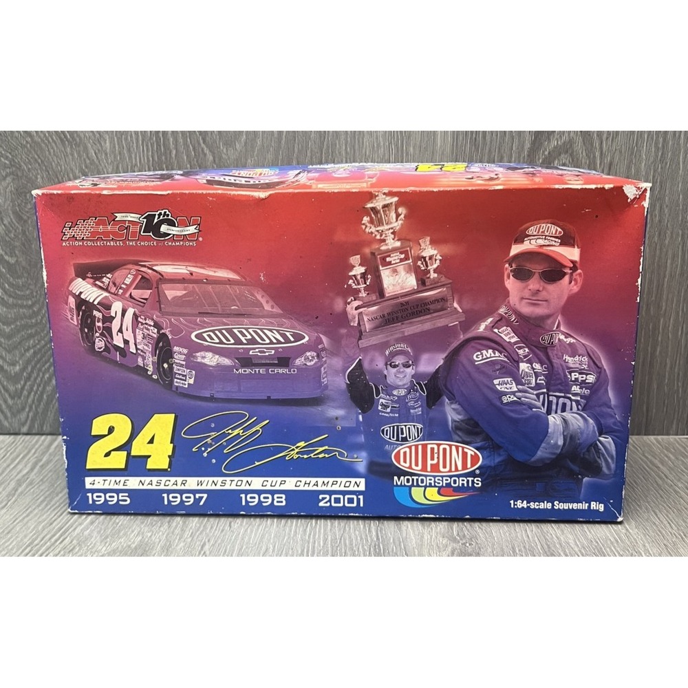 Action Jeff Gordon #24 DuPont Monte Carlo 1:64 Souvenir Rig Set